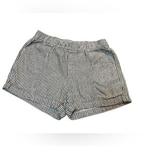 Old Navy Striped Gray and White Cotton Blend Shorts Size Medium